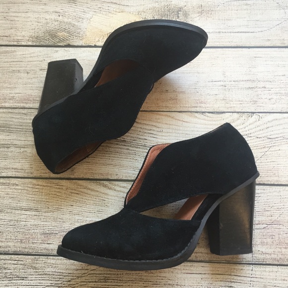 Free People Black Suede Deep V Ankle Booties - Picture 2 of 8